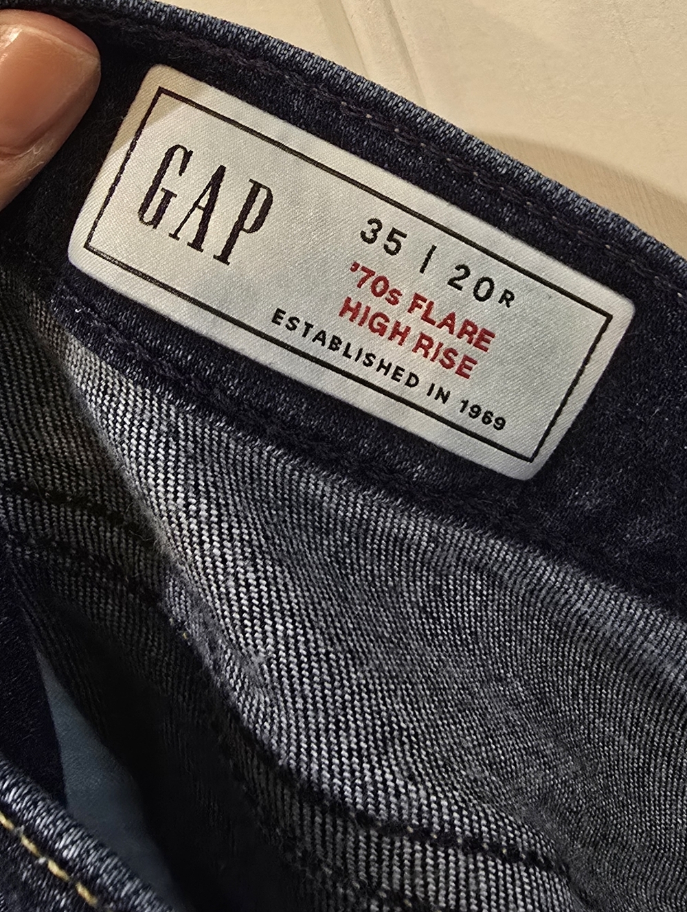 GAP High Rise Flare Jeans - Picture 4 of 5
